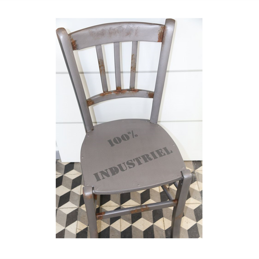 Chaise en bois